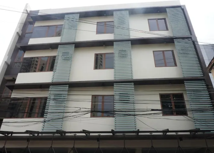 Hotel Reddoorz At Mola Near Shopwise Makati
