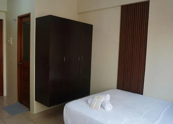 Reddoorz At Mola Near Shopwise Makati Hotel *