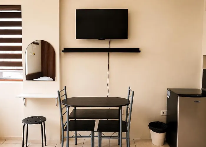 Hotel Reddoorz At Mola Near Shopwise Makati Manille